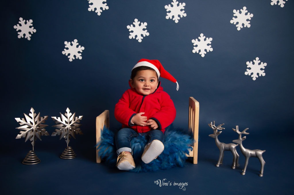 Ideas for baby boy photoshoot with festive theme in Gurgaon, photography by Vinus Images